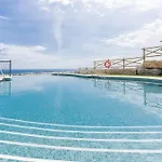 Daire Luxurious Penthouse With Mountain And Sea View 422 *