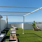 Daire Luxurious Penthouse With Mountain And Sea View 422 Estepona