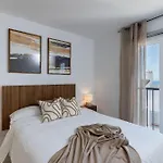 Daire Luxurious Penthouse With Mountain And Sea View 422 Estepona