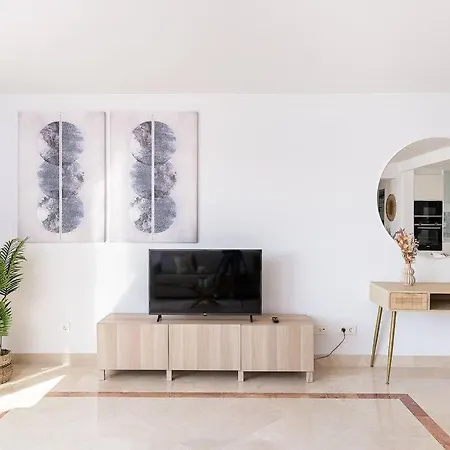 Luxurious Penthouse With Mountain And Sea View 422 *