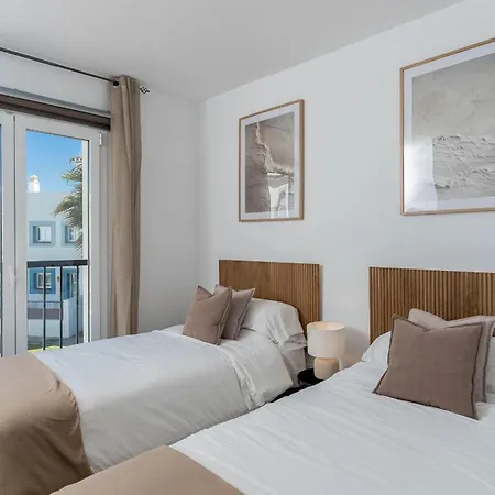 公寓 Luxurious Penthouse With Mountain And Sea View 422