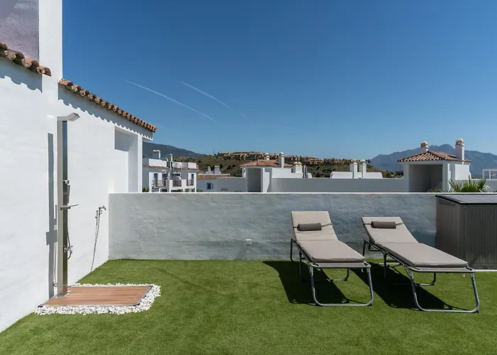 Luxurious Penthouse With Mountain And Sea View 422 Apartamento Estepona