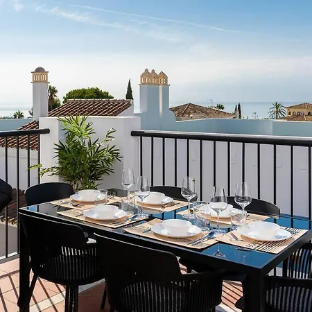 Luxurious Penthouse With Mountain And Sea View 422 *