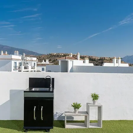 Luxurious Penthouse With Mountain And Sea View 422 *