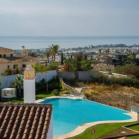 شقة Luxurious Penthouse With Mountain And Sea View 422 إِستيبونا