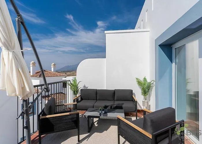 Luxurious Penthouse With Mountain And Sea View 422 * Эстепона