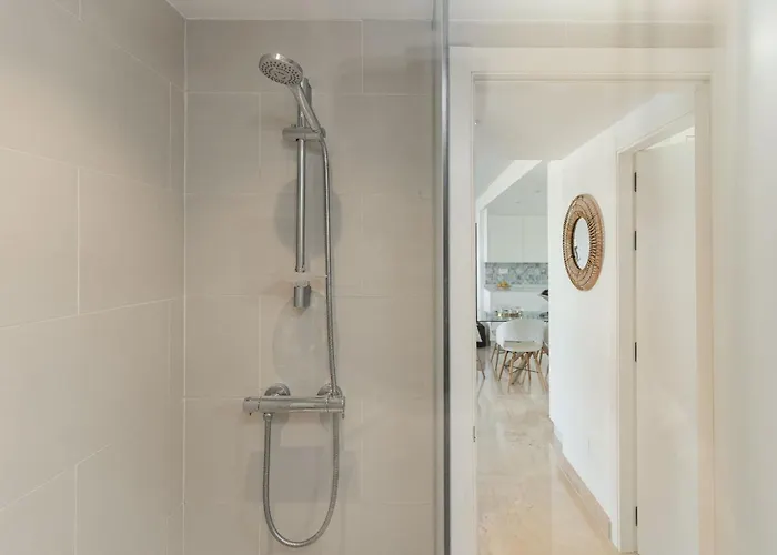 Апартаменты Luxurious Penthouse With Mountain And Sea View 422 *