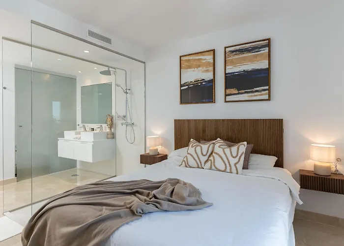 Luxurious Penthouse With Mountain And Sea View 422 *