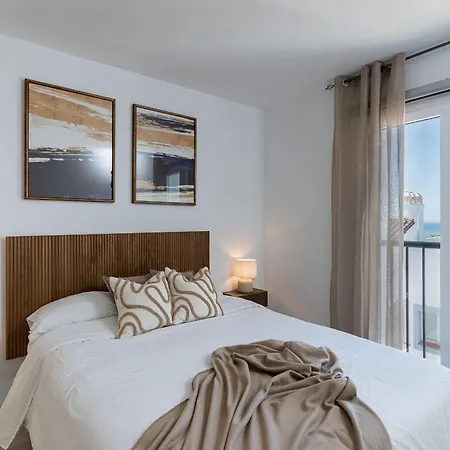 아파트 Luxurious Penthouse With Mountain And Sea View 422 에스테포나
