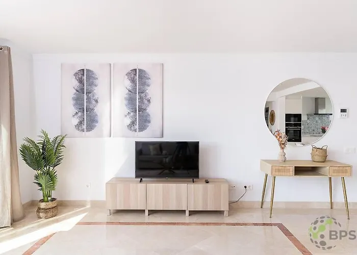 Luxurious Penthouse With Mountain And Sea View 422 *