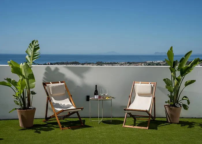 Luxurious Penthouse With Mountain And Sea View 422