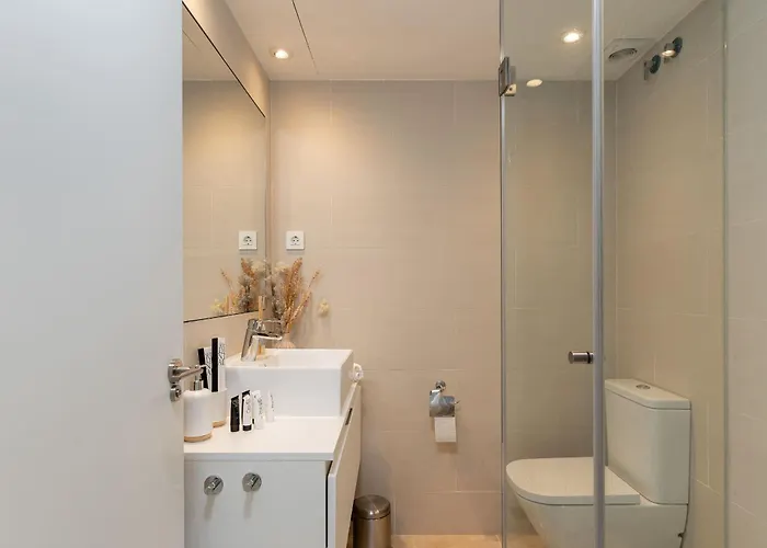 Luxurious Penthouse With Mountain And Sea View 422 *