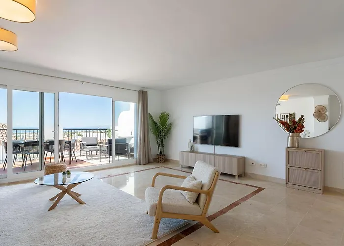 Luxurious Penthouse With Mountain And Sea View 422 *